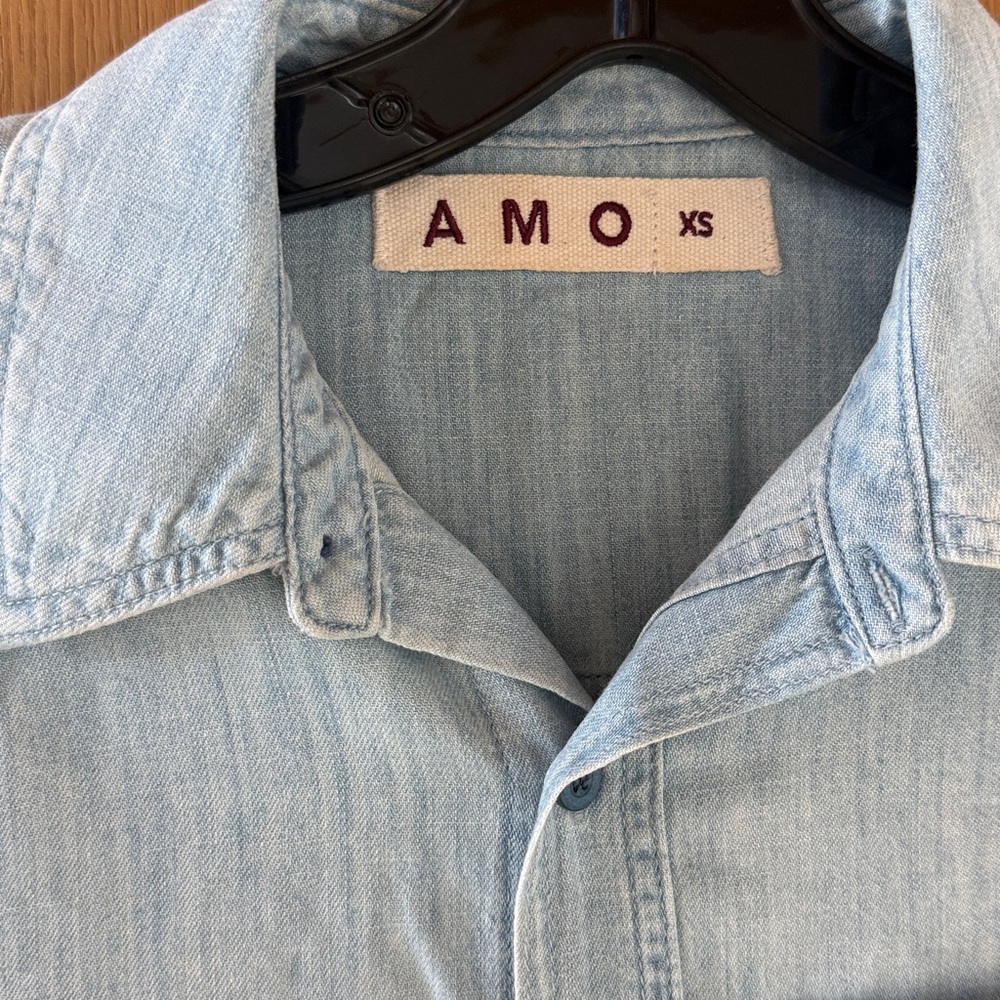 Amo Denim Ida Crop Shirt with a frayed hem Light Wash Womens size XSMALL - Picture 5 of 10